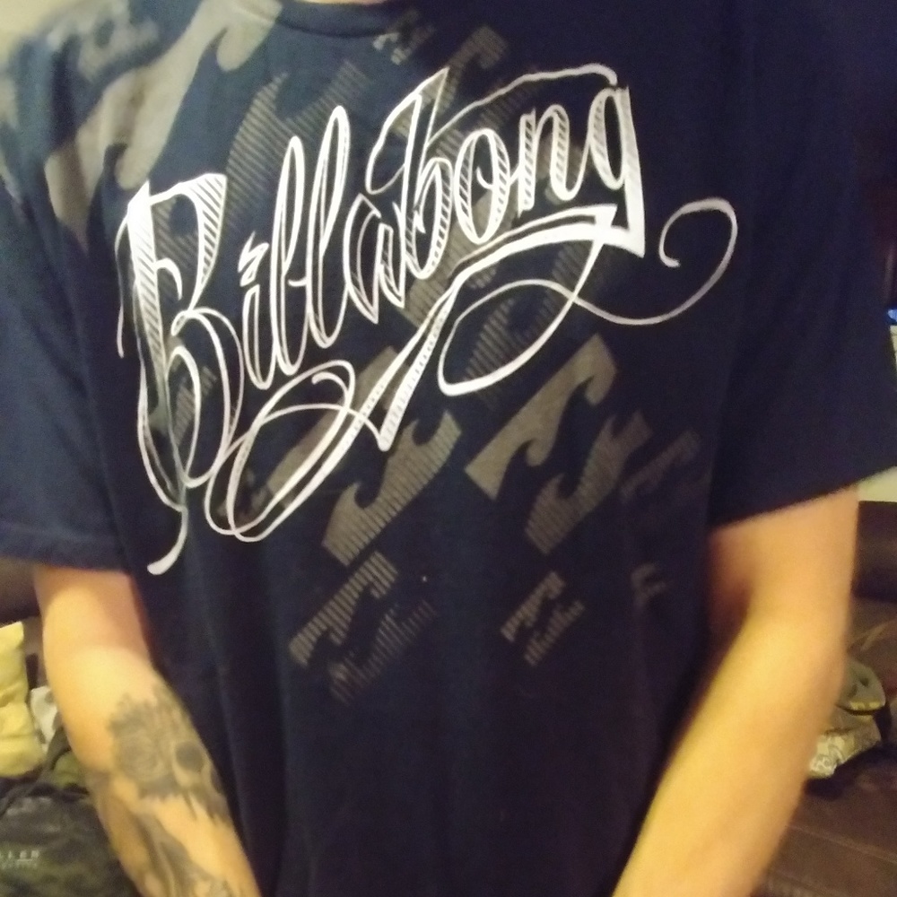 Mens billabong tee